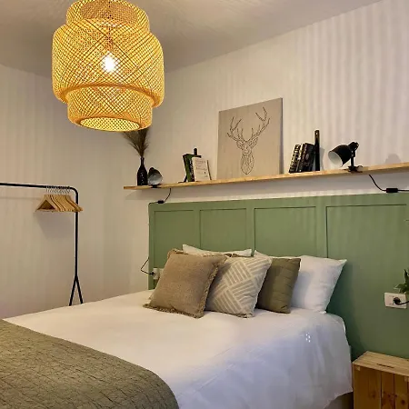 Refugio Vacacional. Wifi, Terrace, Sea & Nature. Daire